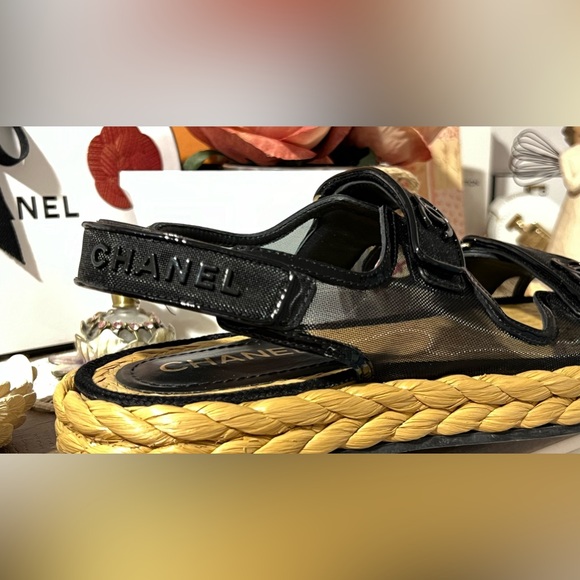 LOGO CHANEL Dad Sandals 22P Black Raffia Mesh Leather Shoes CC Logo Flats Size39 - Picture 4 of 16